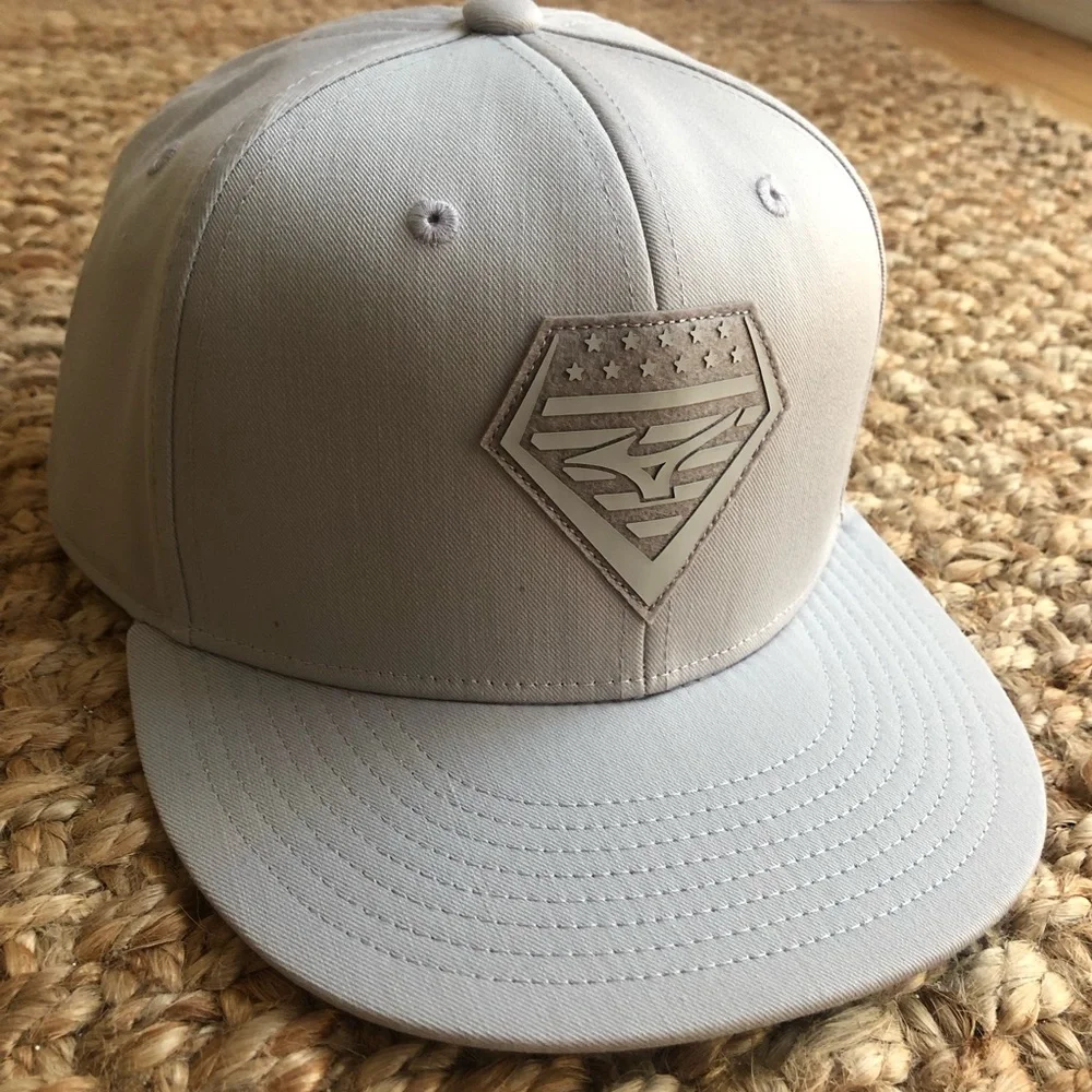 New w Tag: Mizuno RB Diamond Patch SnapBack Hat. One Size